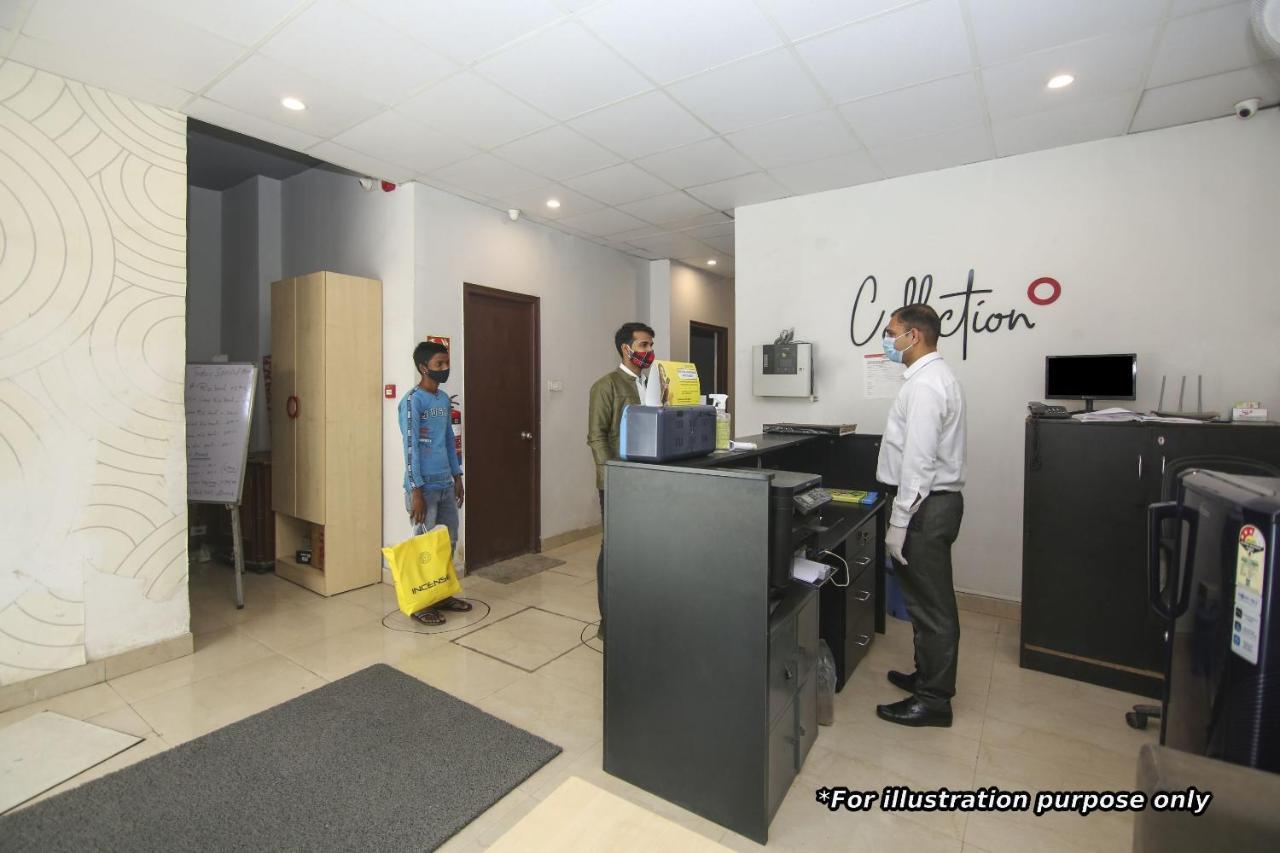 Oyo 81168 Collection O Dwarka Mor New Delhi Bagian luar foto
